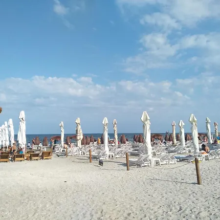 Santa Maria بيت ضيافة Năvodari