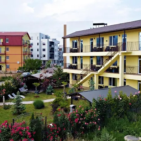 Santa Maria بيت ضيافة